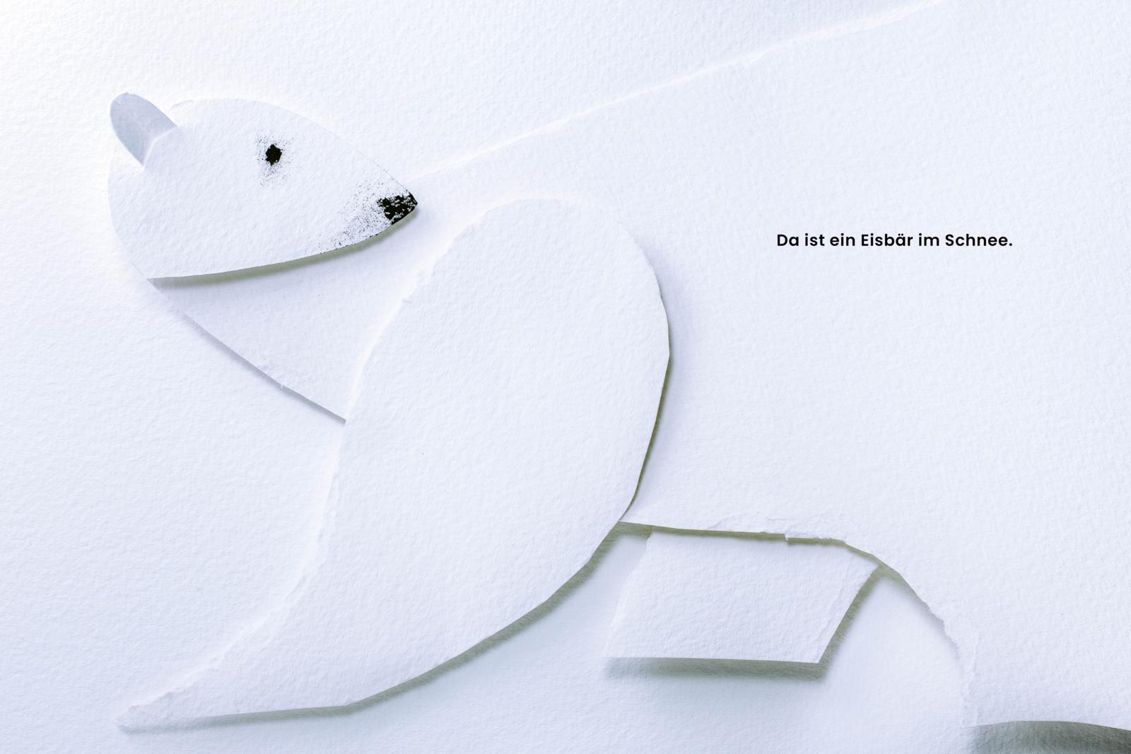 Ein Eisbär im Schnee