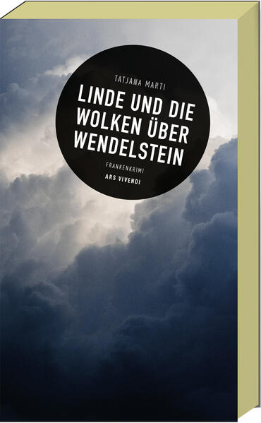 Linde und die Wolken über Wendelstein