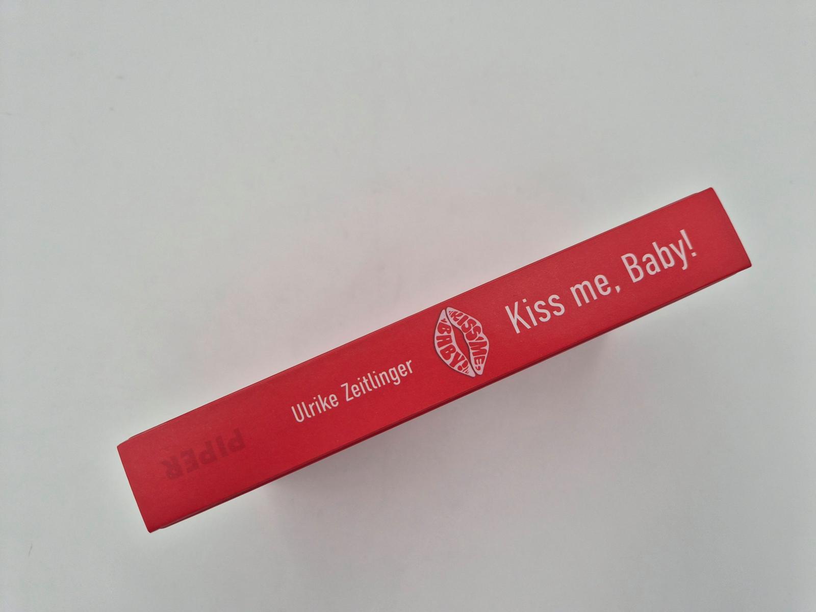 Kiss me, Baby!
