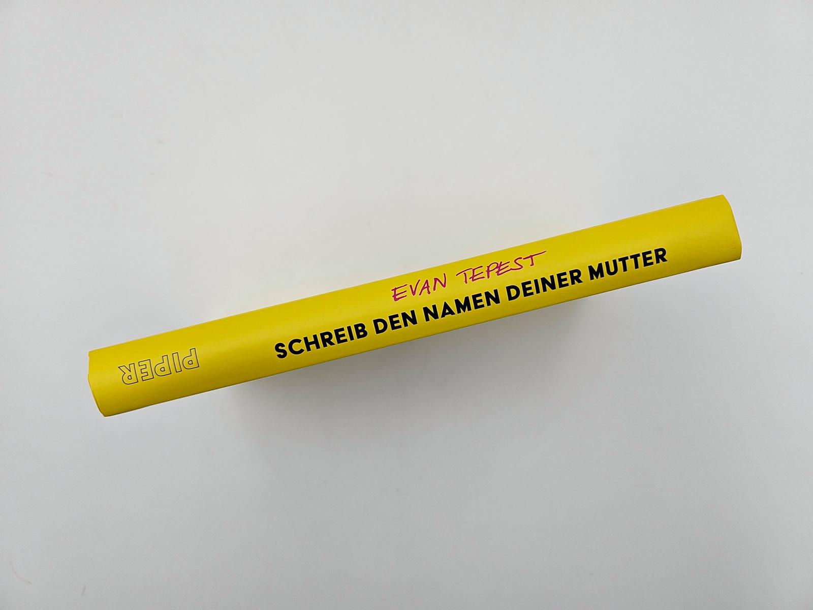 Schreib den Namen deiner Mutter
