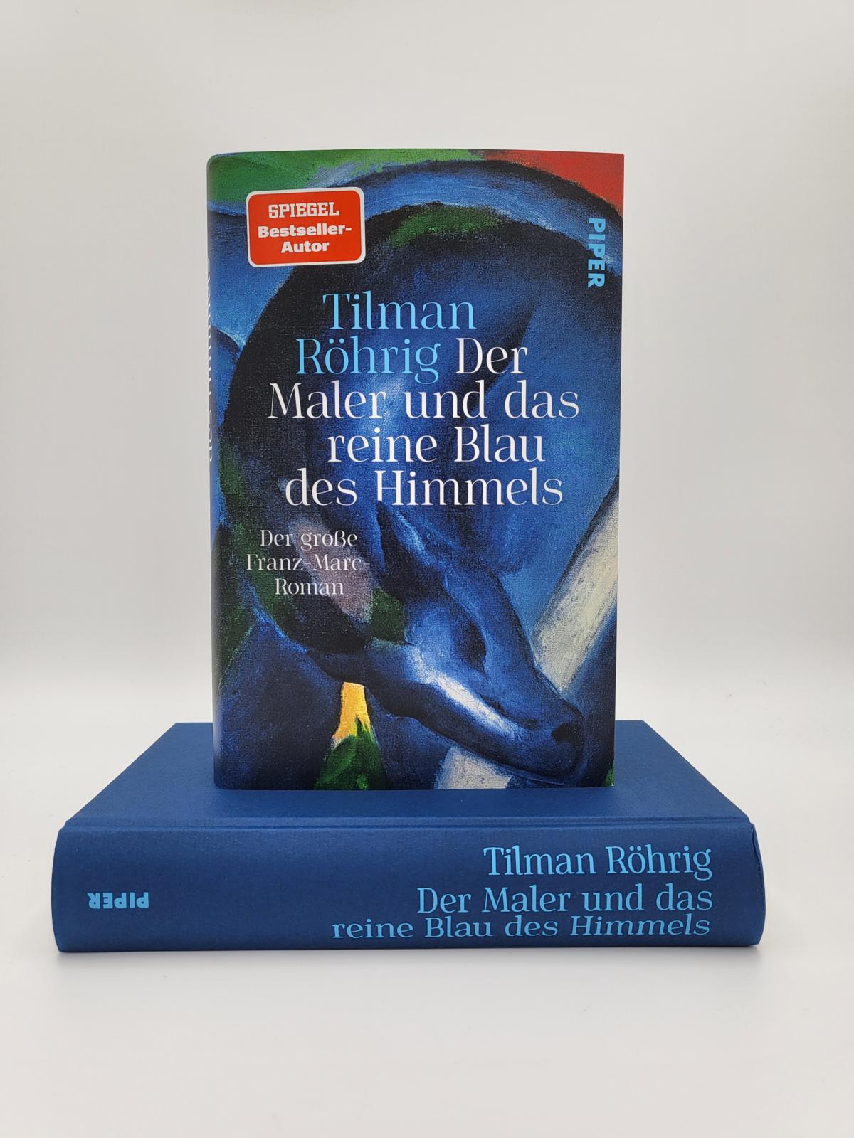 Der Maler und das reine Blau des Himmels